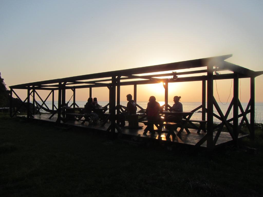 Amakusa West Coast Backpackers Fu-Raibou旅舍 外观 照片