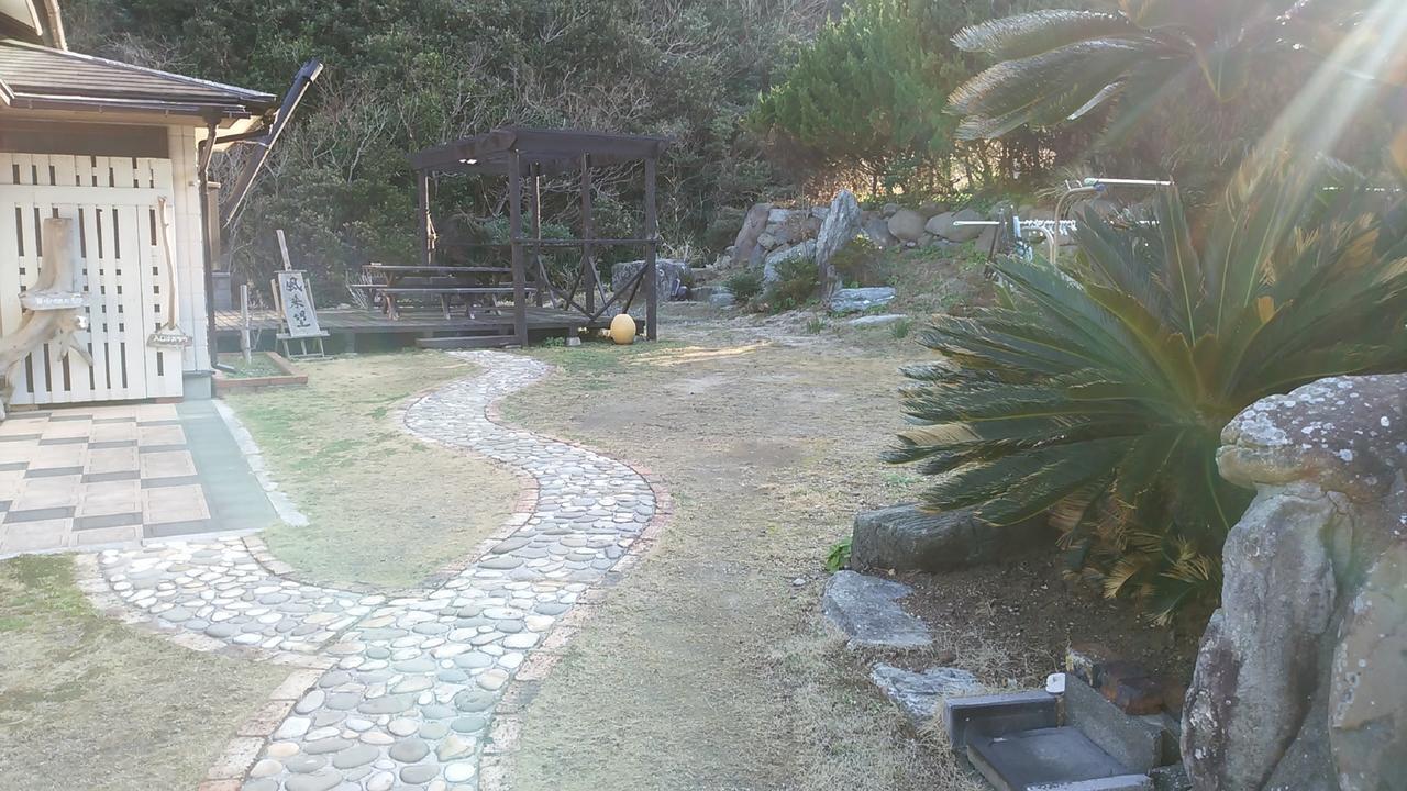 Amakusa West Coast Backpackers Fu-Raibou旅舍 外观 照片